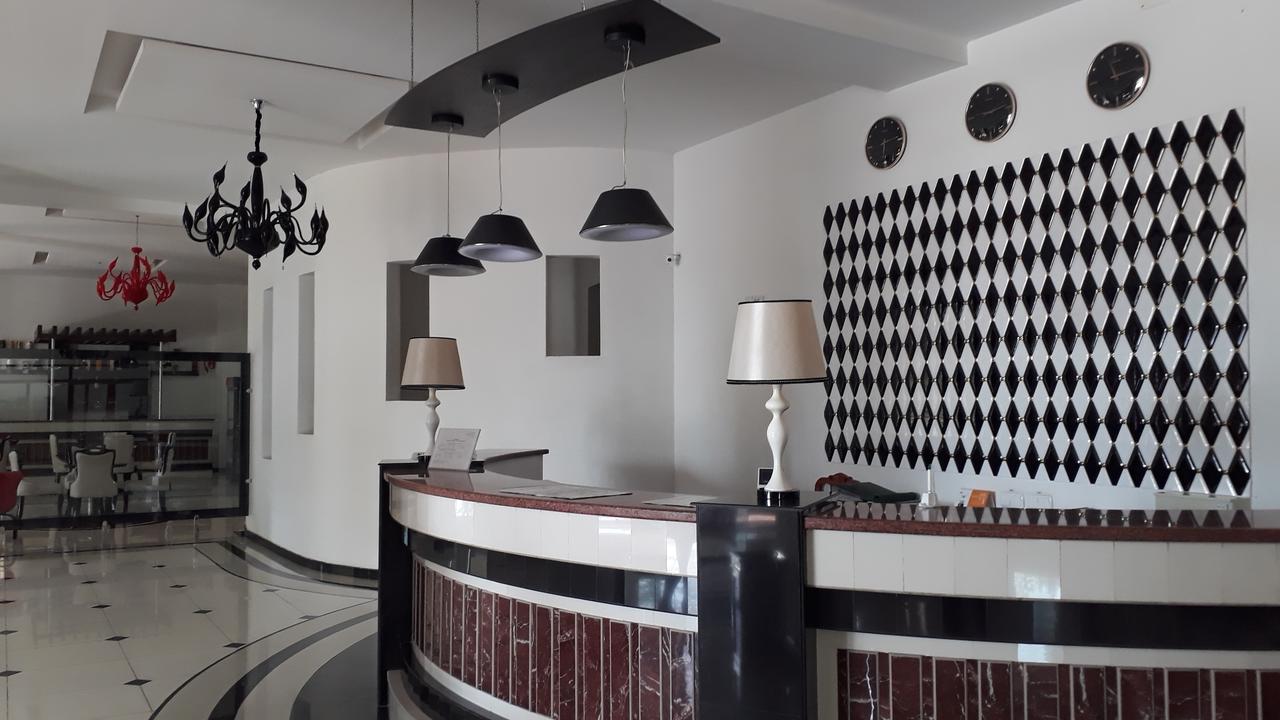 Ziyorat Luxury Hotel Fergana Exterior photo